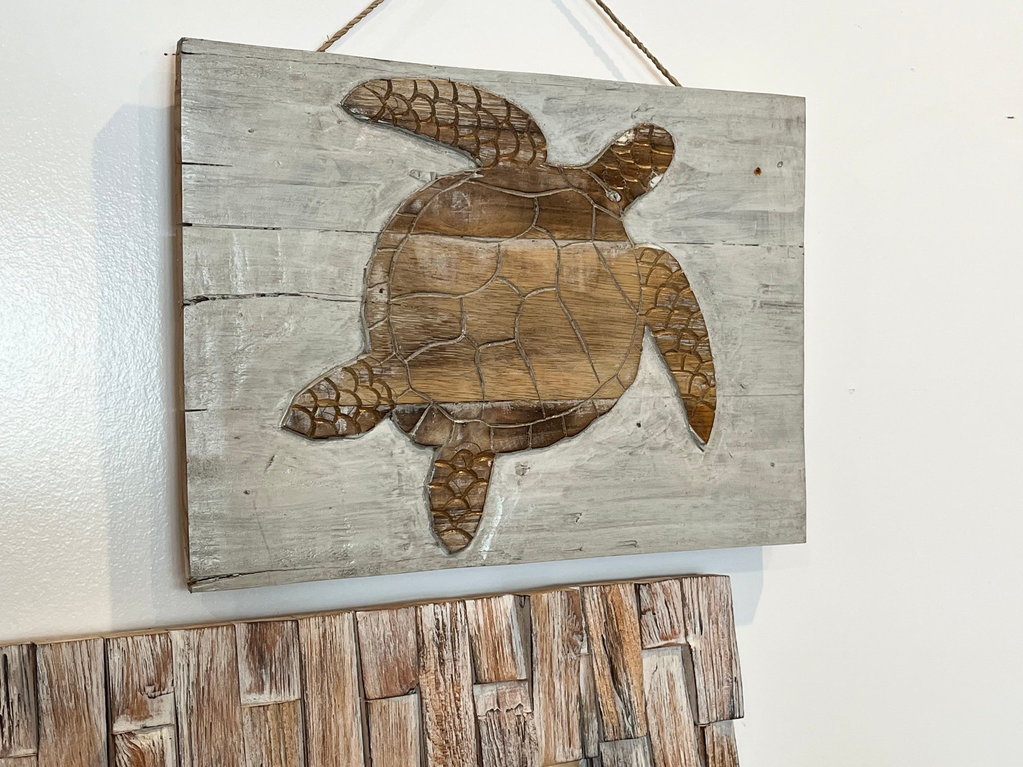 Timber turtle wall hanging - Bali Beach Beyond