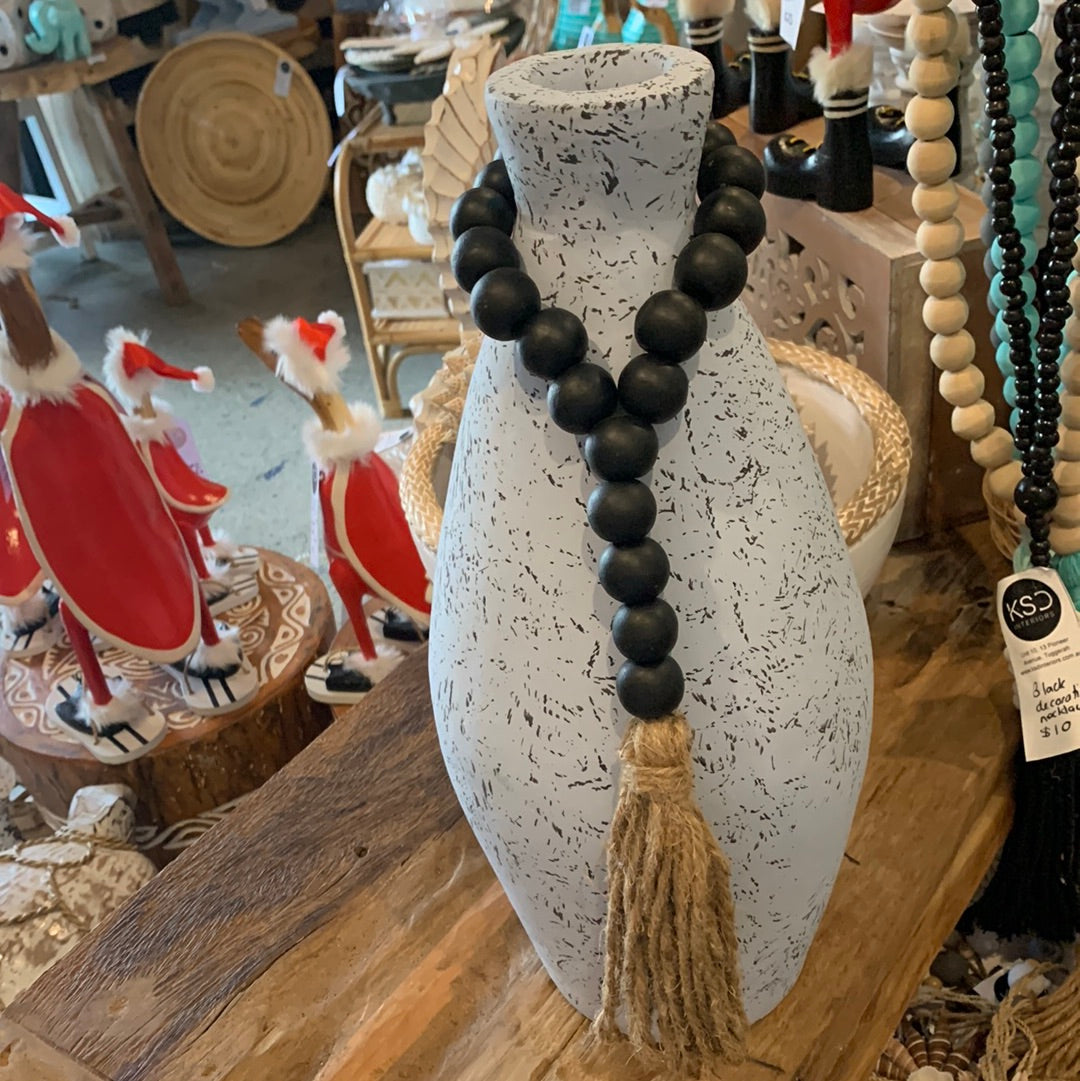 Black bead with natural tassel decoration / curtain tie - Bali Beach Beyond