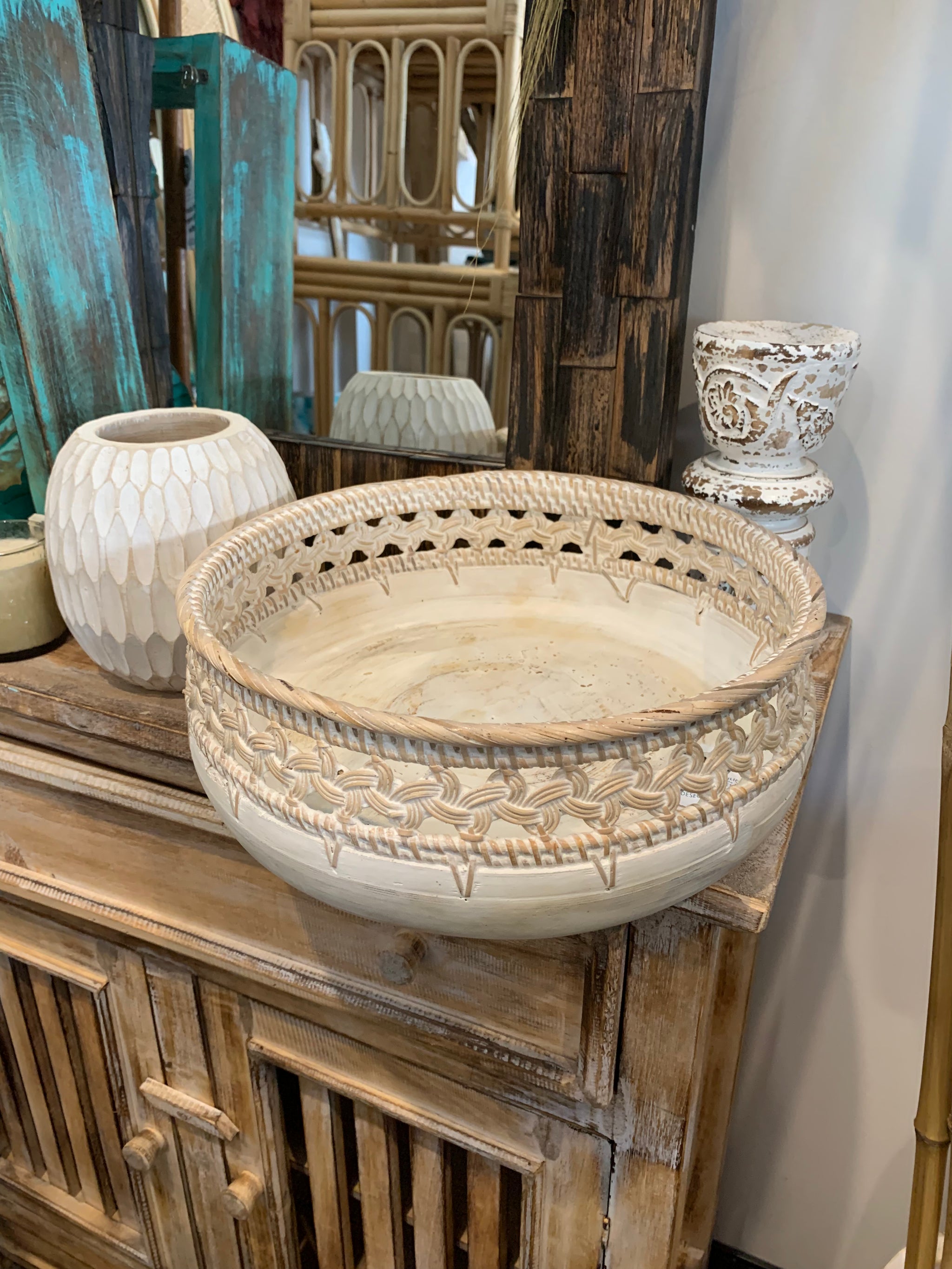 White bowl with decorative trim L - Bali Beach Beyond