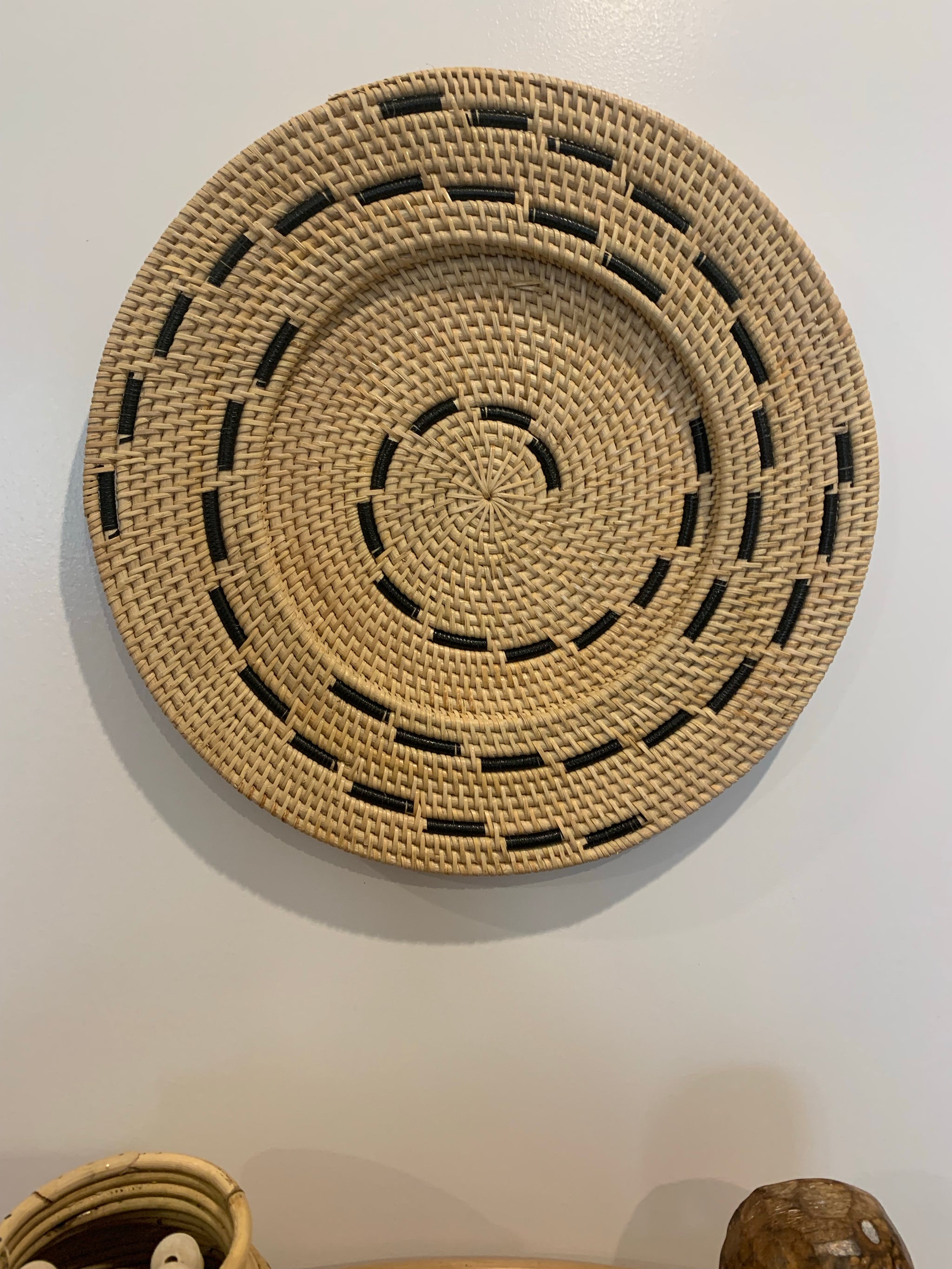 Woven natural / black wall hanging 40cm - Bali Beach Beyond