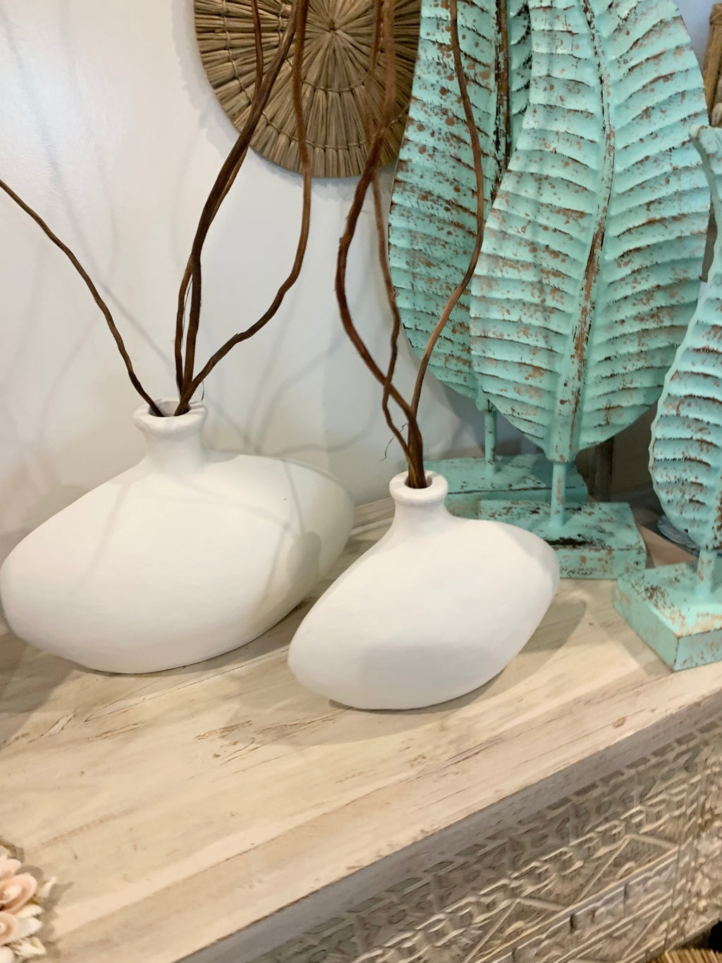 Set 2 white Terracotta vases - Bali Beach Beyond