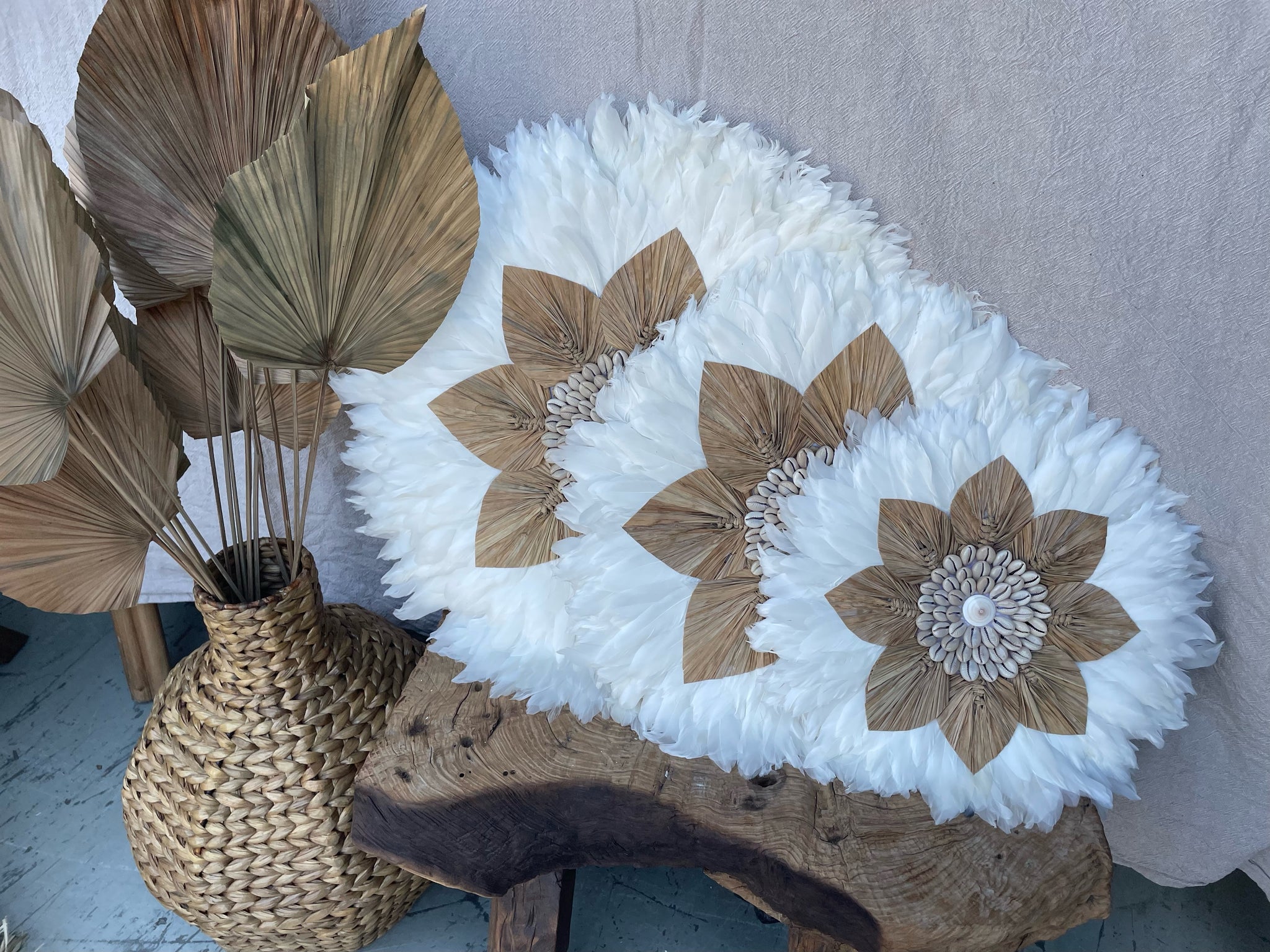 White juju with raffia leaf and natural shell. Set of 3 - Bali Beach Beyond