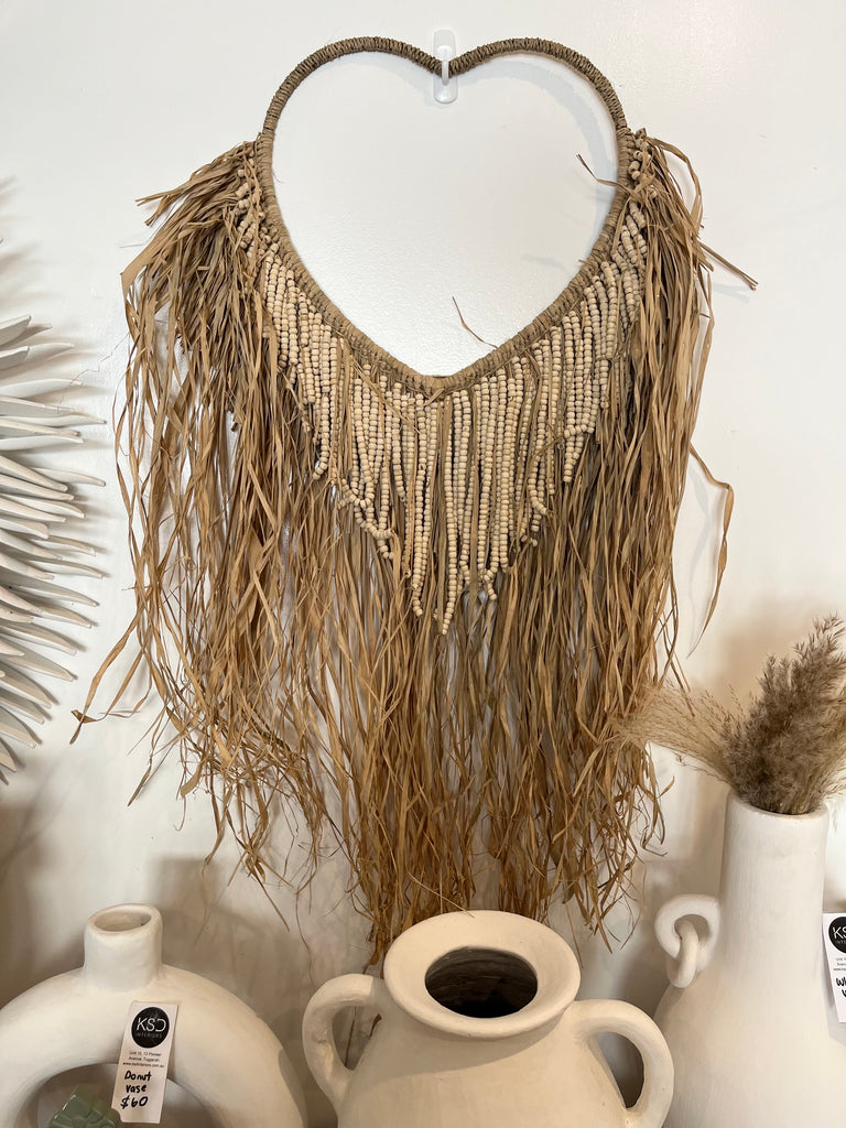 Heart shaped Raffia and natural bead wall hanging. – Bali Beach Beyond