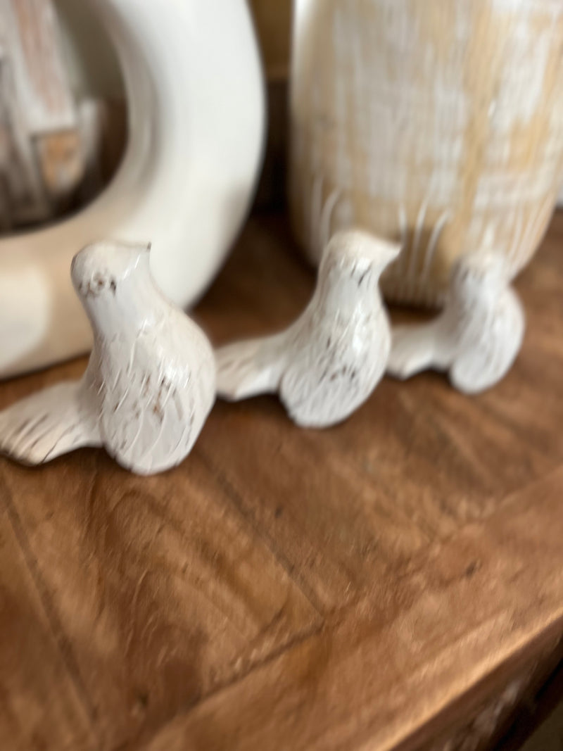 Set 3 timber handcarved birds. White