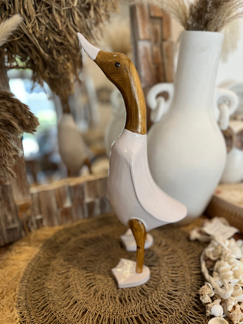 Timber handpainted white duck  M