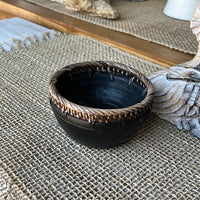 Black bowl with decorative trim  S