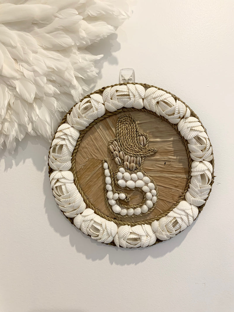 Round mermaid hanging / decoration. White and natural shell. Style 1