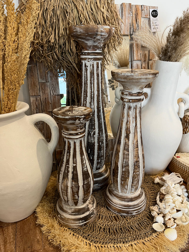 Set 3 brown candlesticks. Style 3