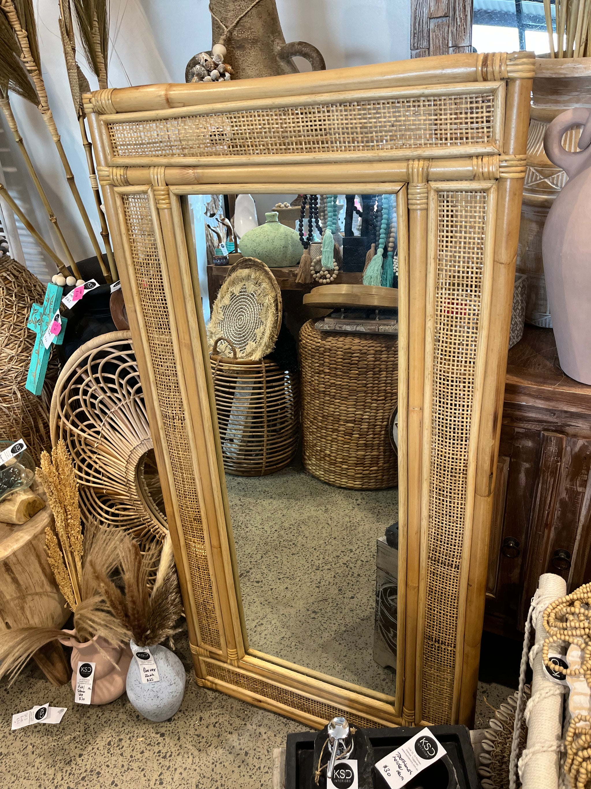 Rattan rectangular mirror.