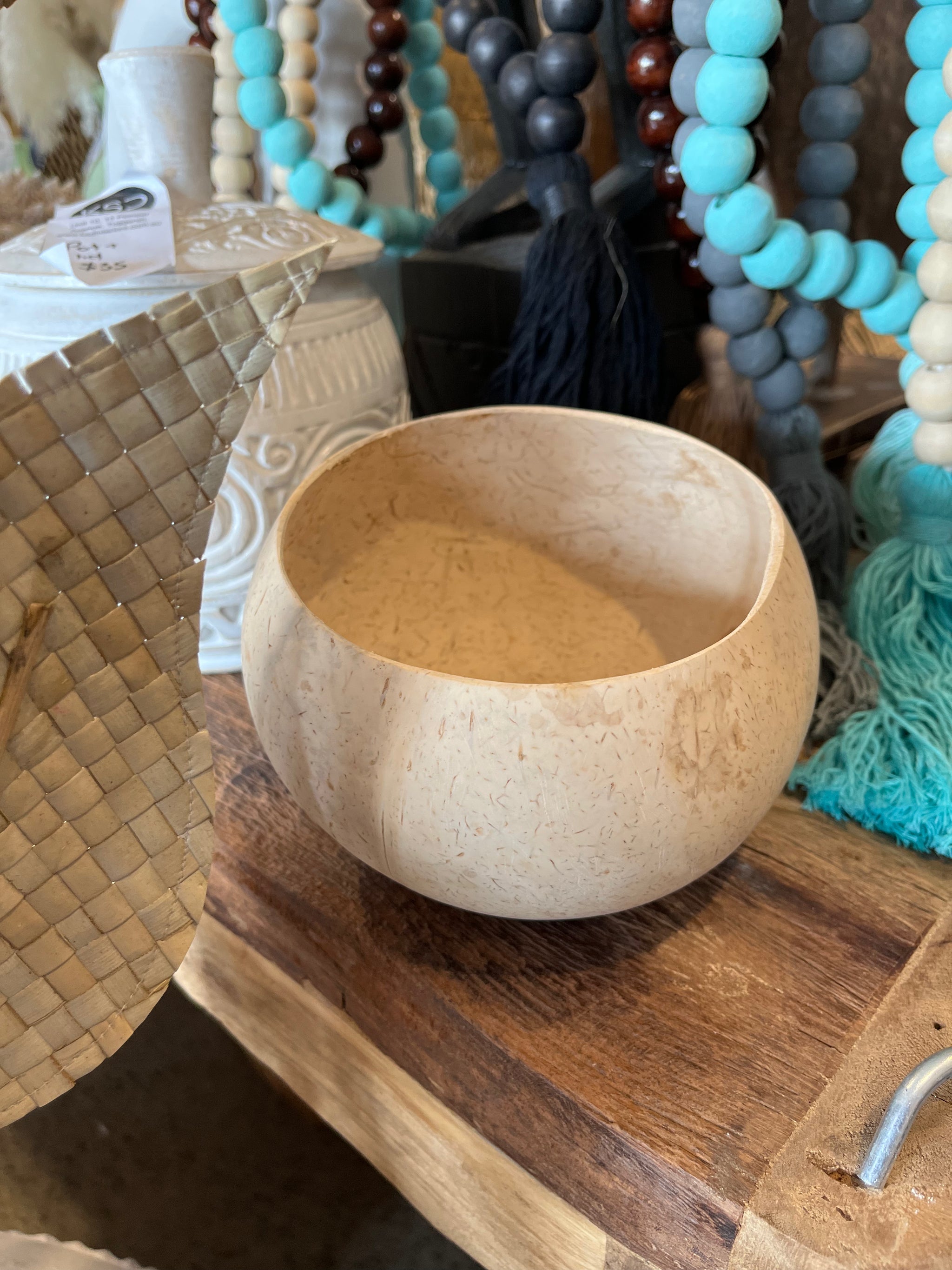 Natural light coconut bowl