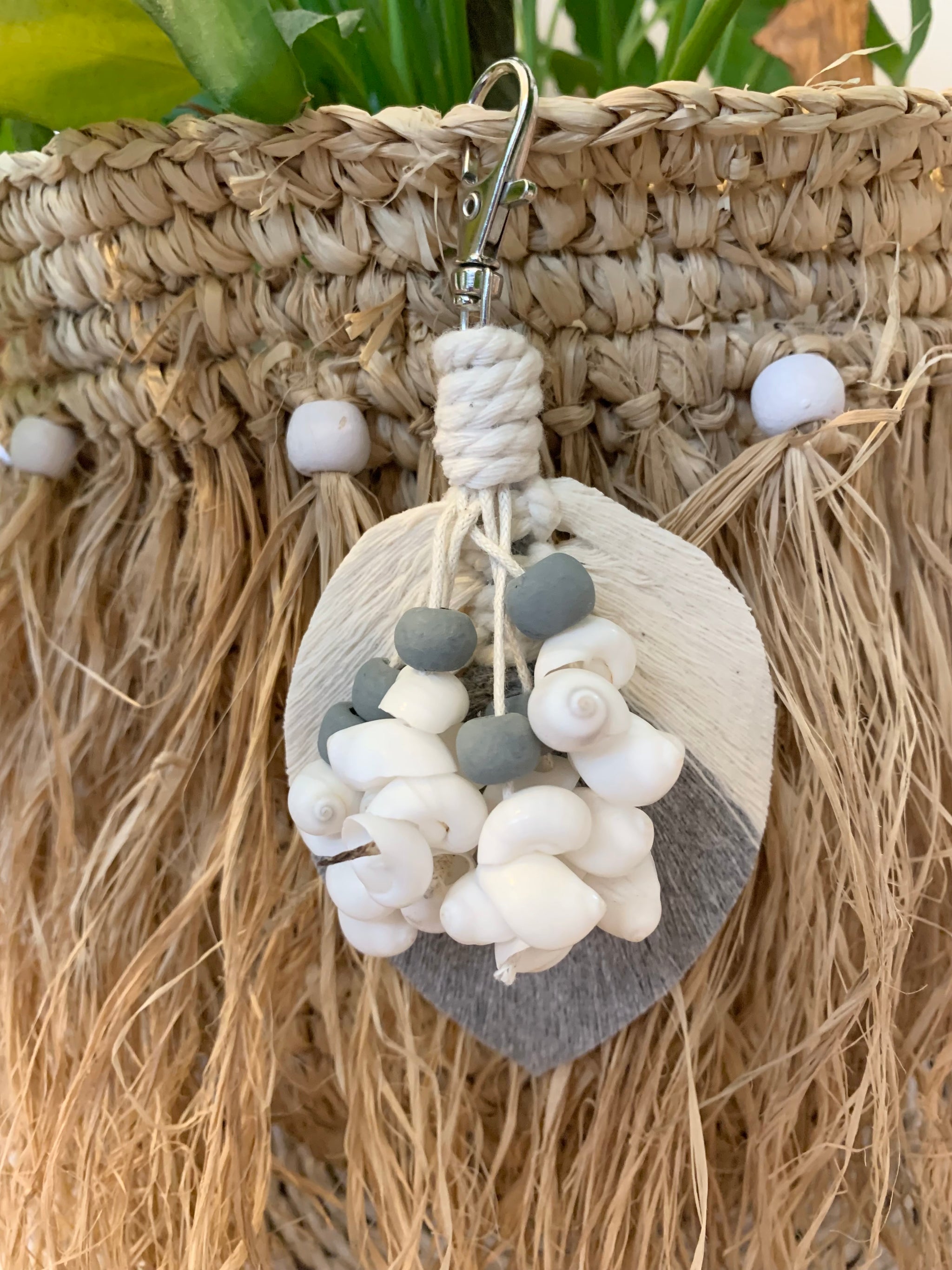 Macrame leaf, shell and grey bead keyring