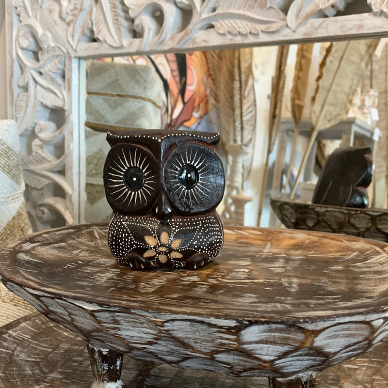 Set 3 timber owls. Detailed with flowers