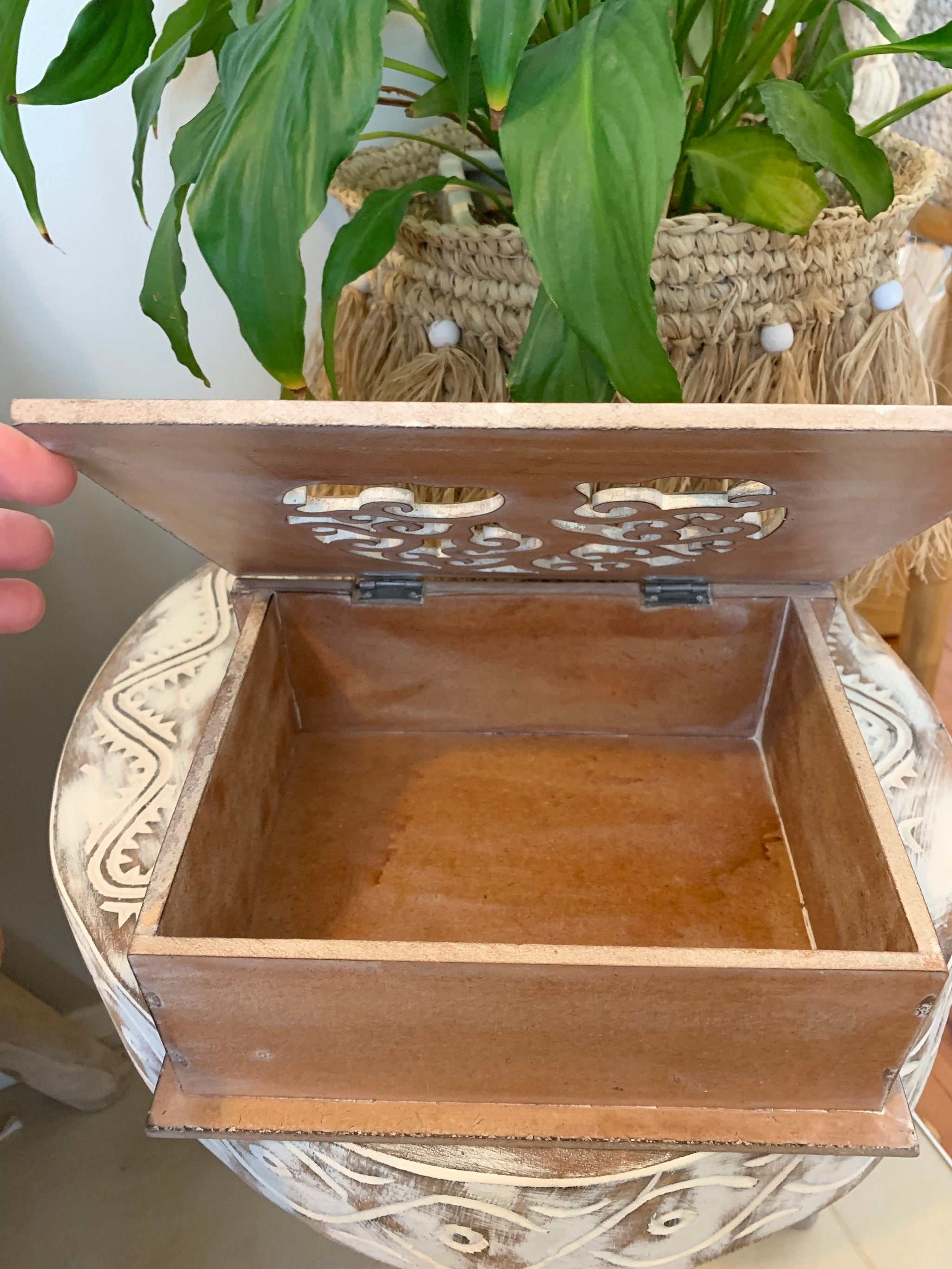 Set of 3 Carved tree of life brown boxes with hinged lid. Jewellery / storage