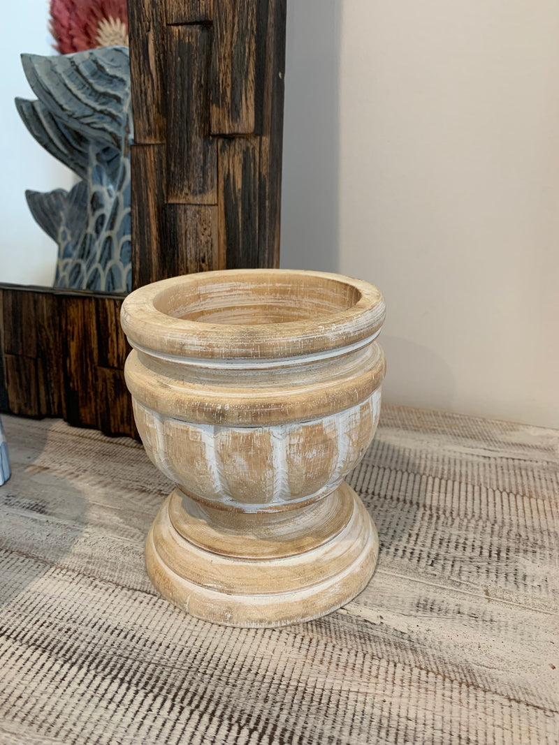 Small natural decorative container / candle holder