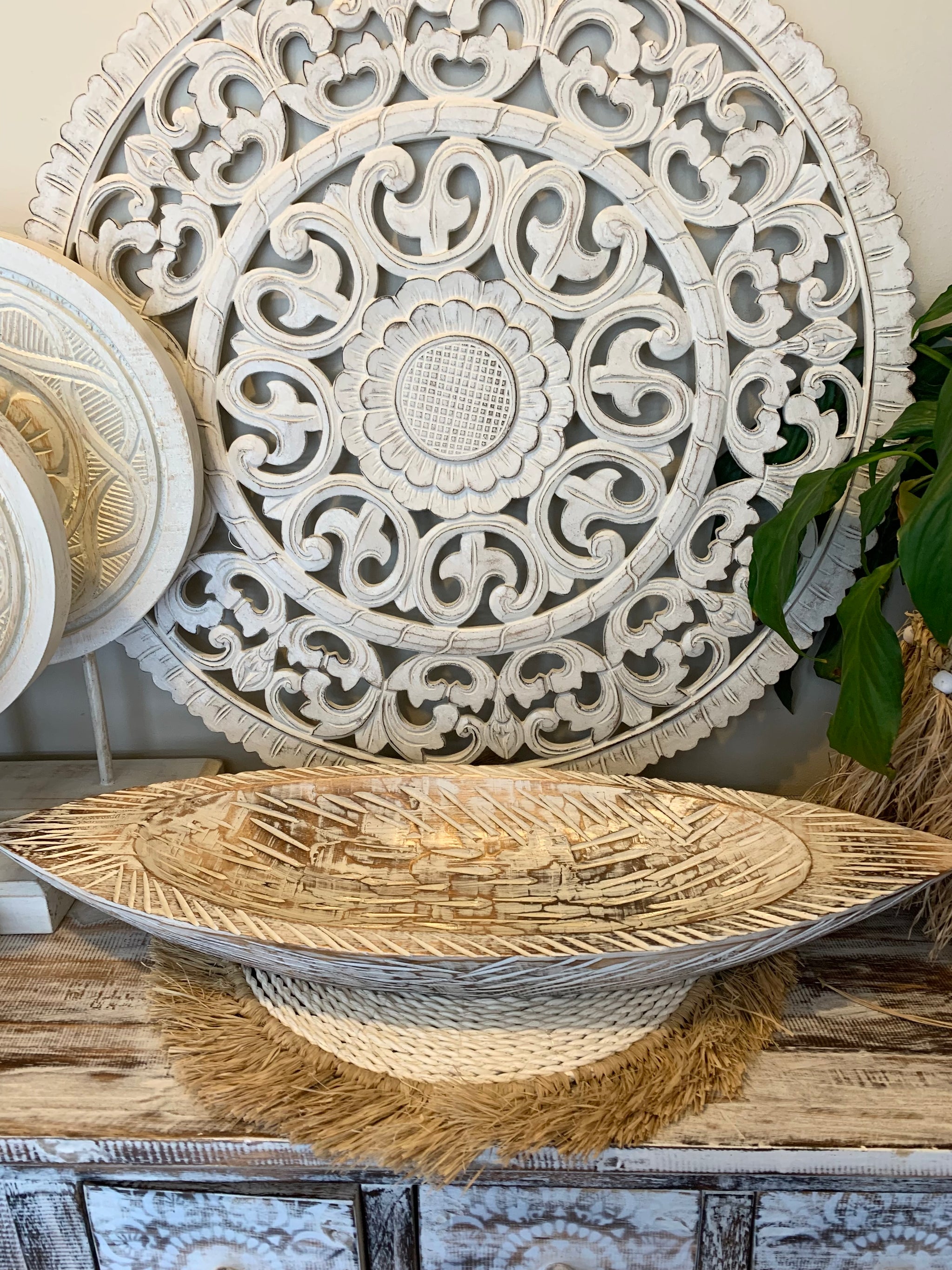 Timber carved bowl / dish