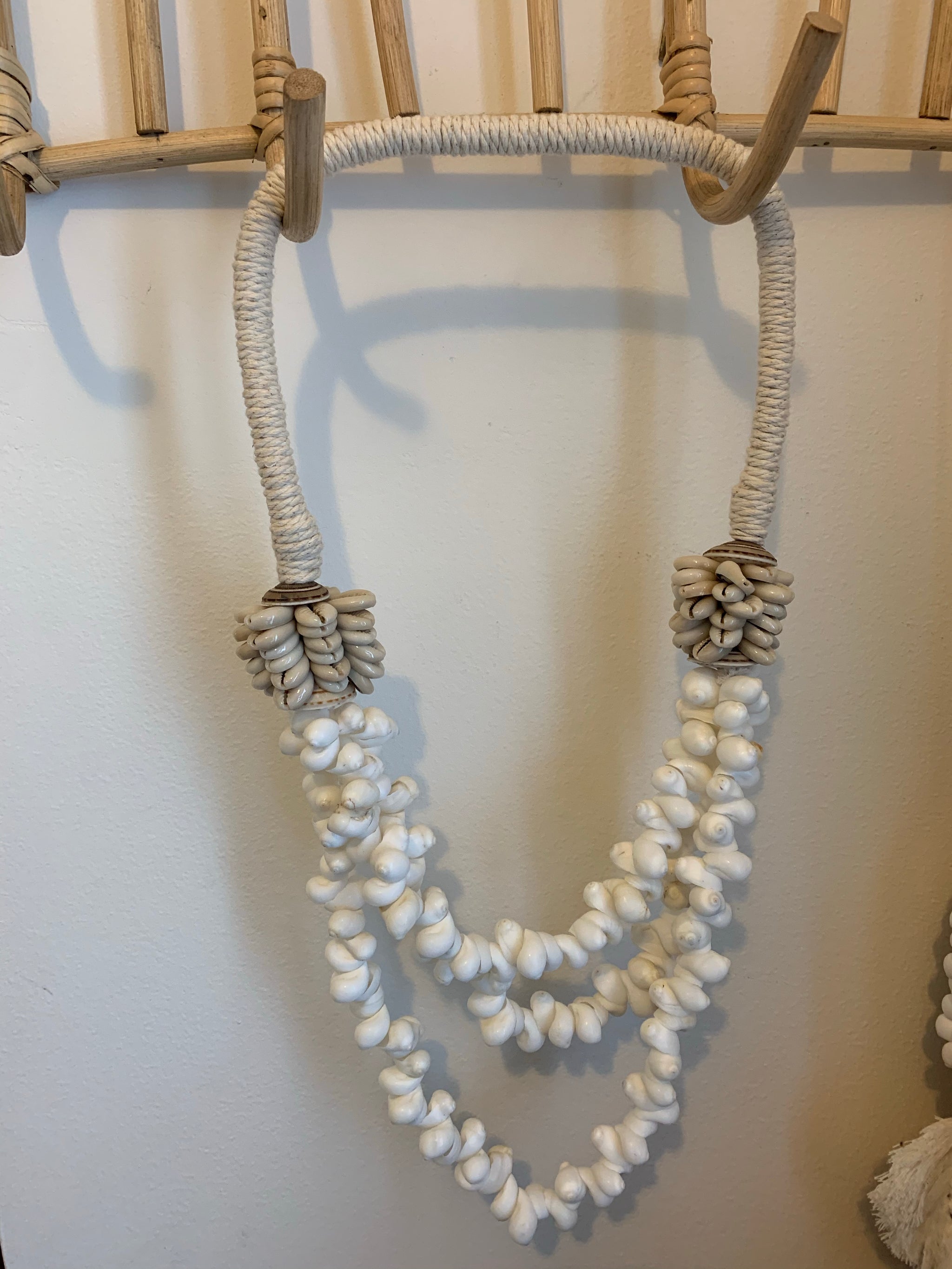 Shell decorative necklace / hanging