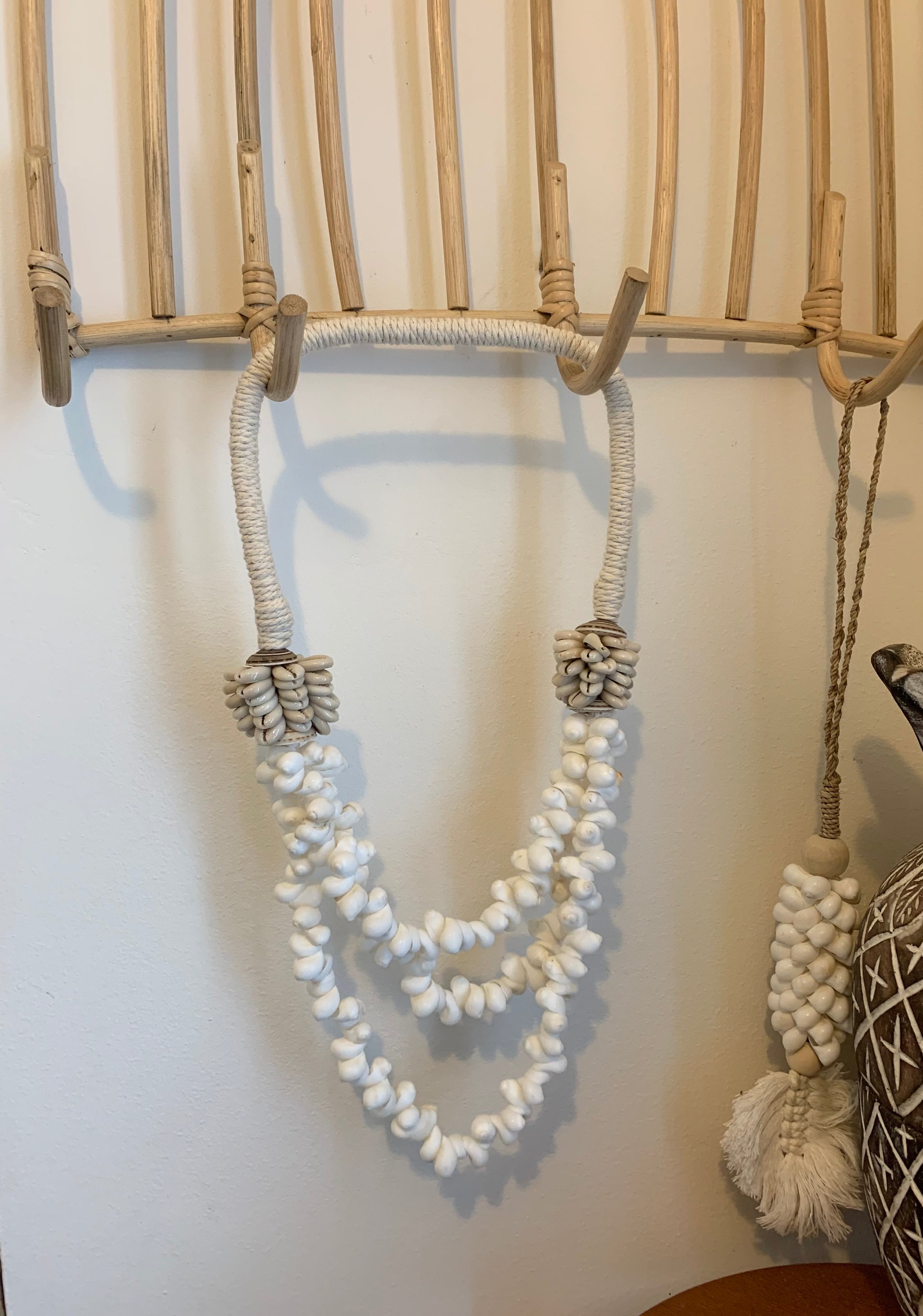 Shell decorative necklace / hanging