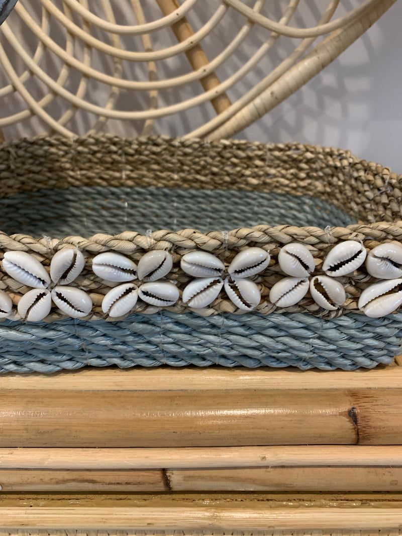 Woven basket / tray with shell detail