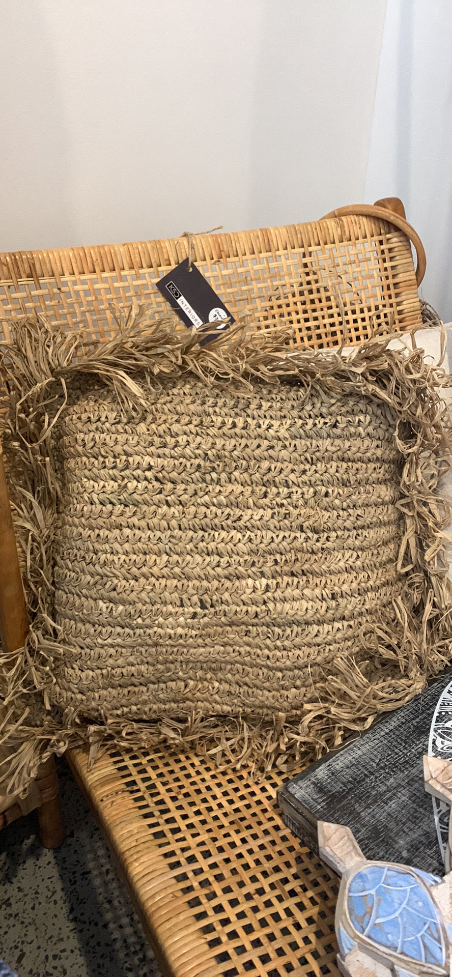 Square raffia cushion and insert