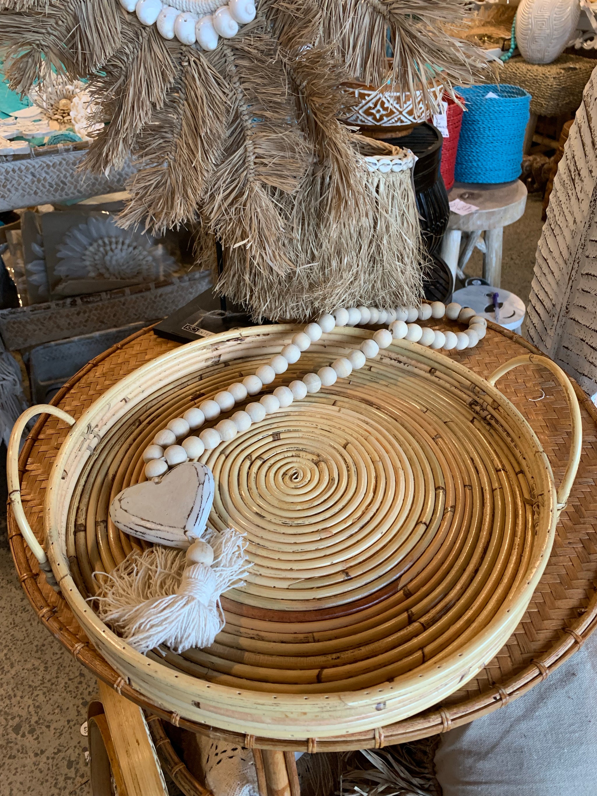 Rattan round tray with handles