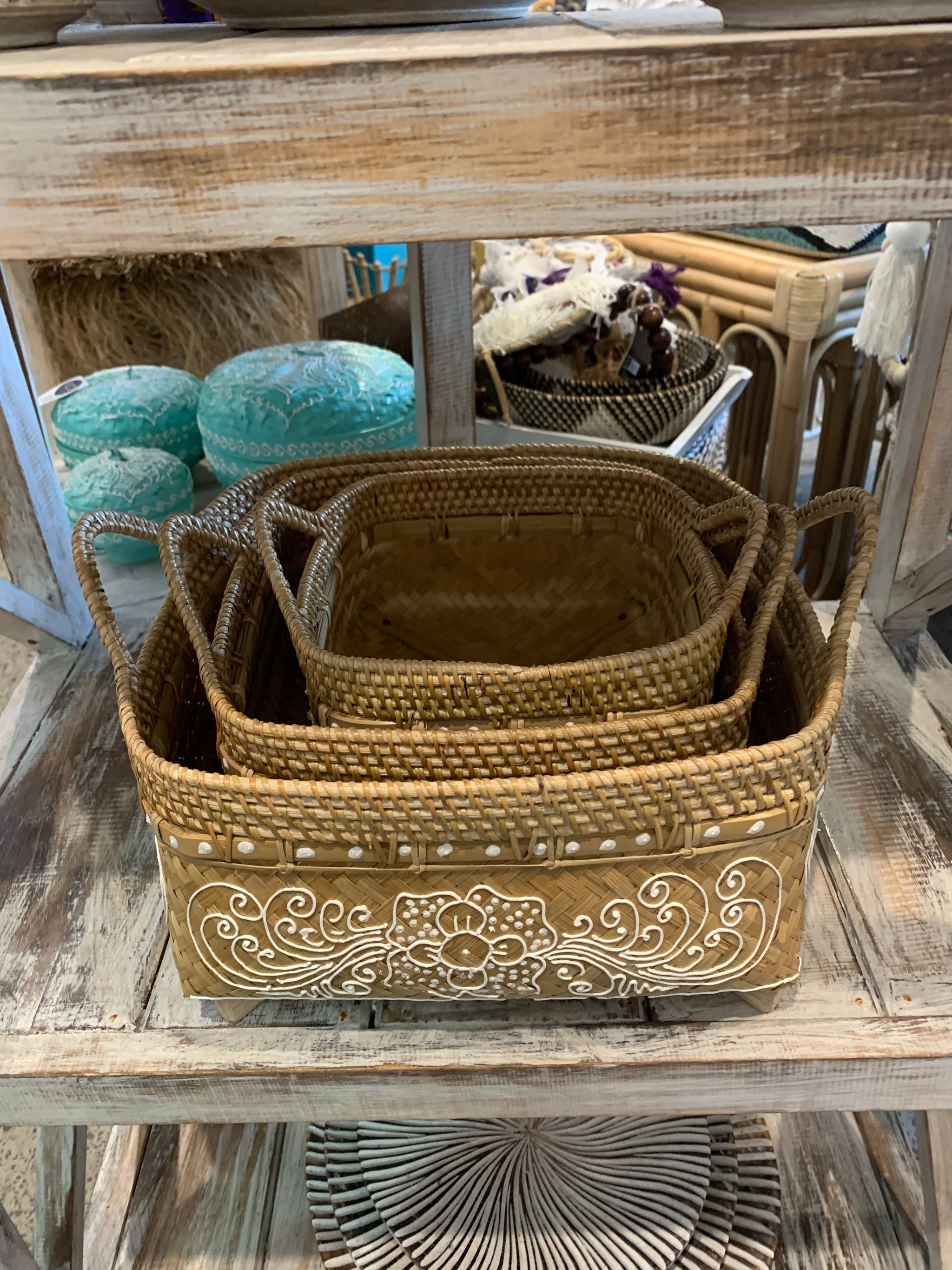 Set 3 woven natural baskets with mandala hand painting