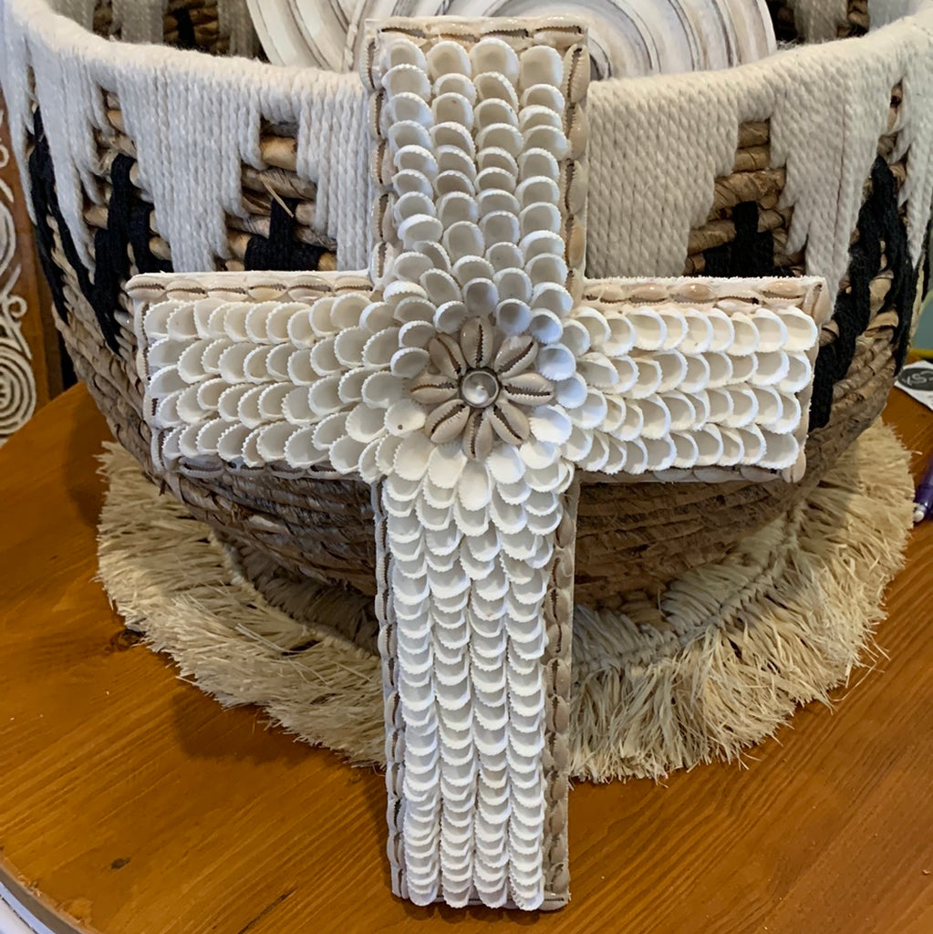 Shell cross with open shell design M – Bali Beach Beyond