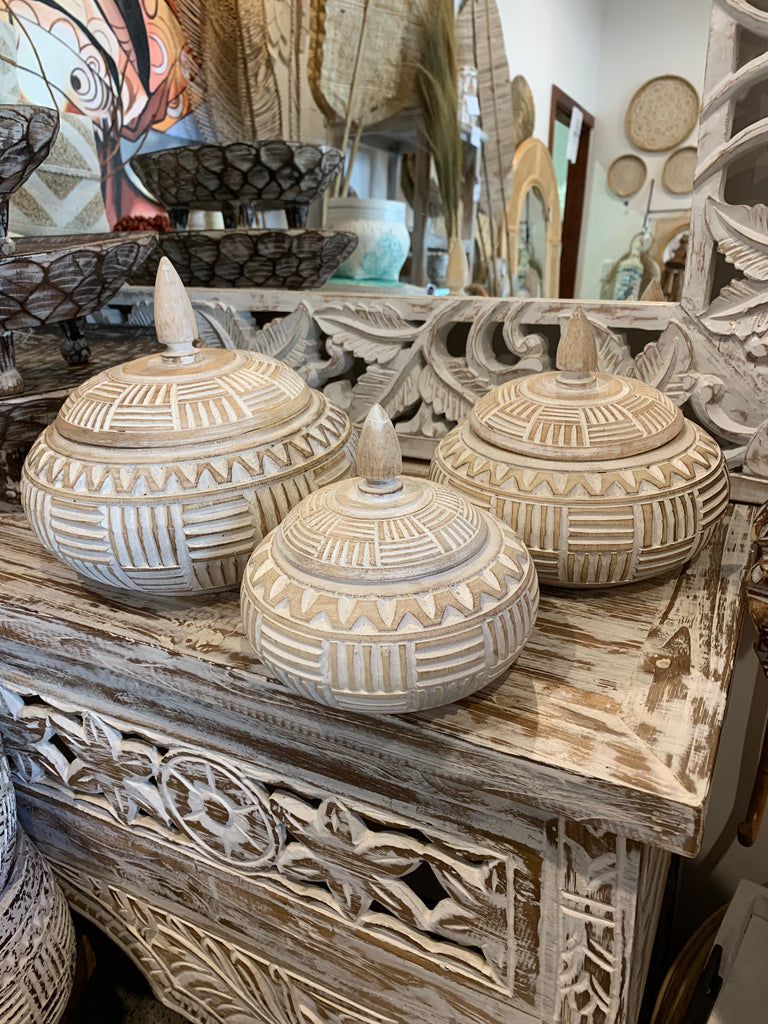 Set 3 container with lids. White wash with carved detail – Bali Beach ...
