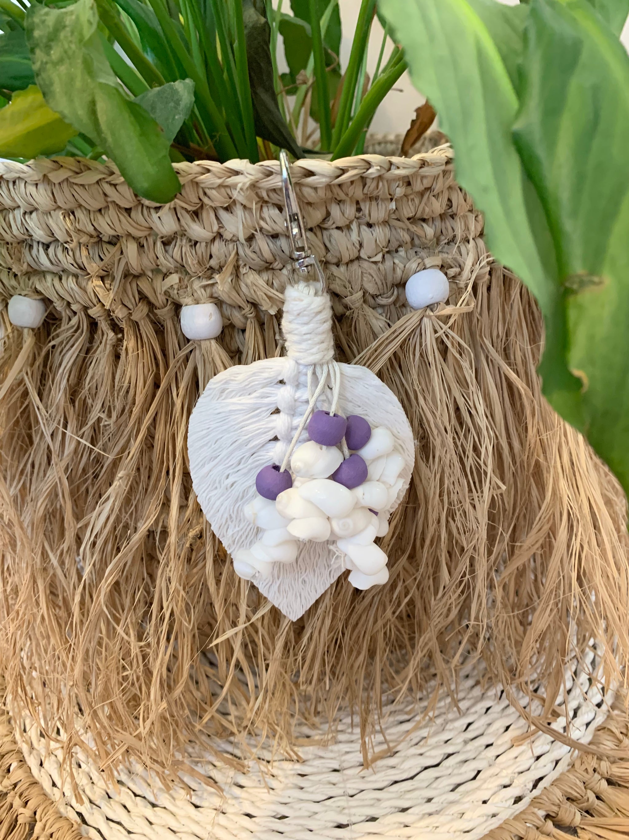 Macrame leaf, shell and purple bead keyring