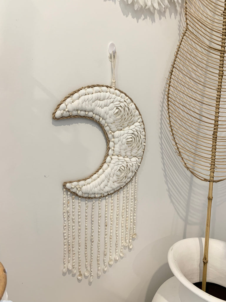 Moon Shell Casing Shell moon hanging with hanging shells below. Style 3 – Bali Beach Beyond