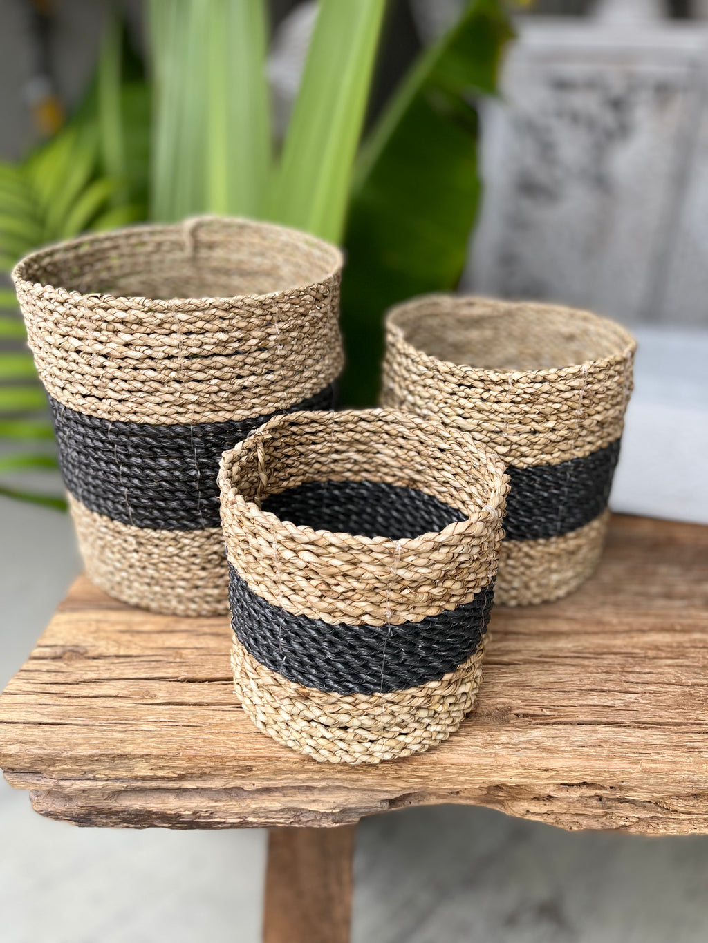 Set 3 woven baskets. Natural / black - Bali Beach Beyond