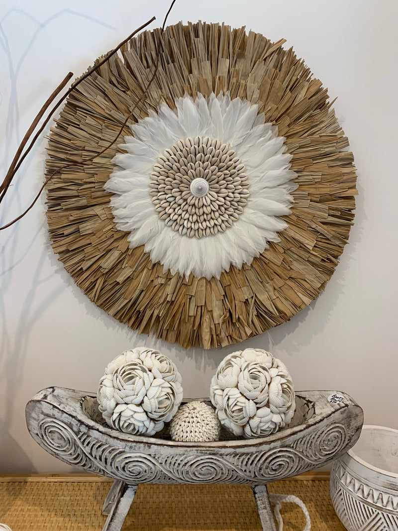 Juju raffia wall hanging with white feathers and natural shells 60cm