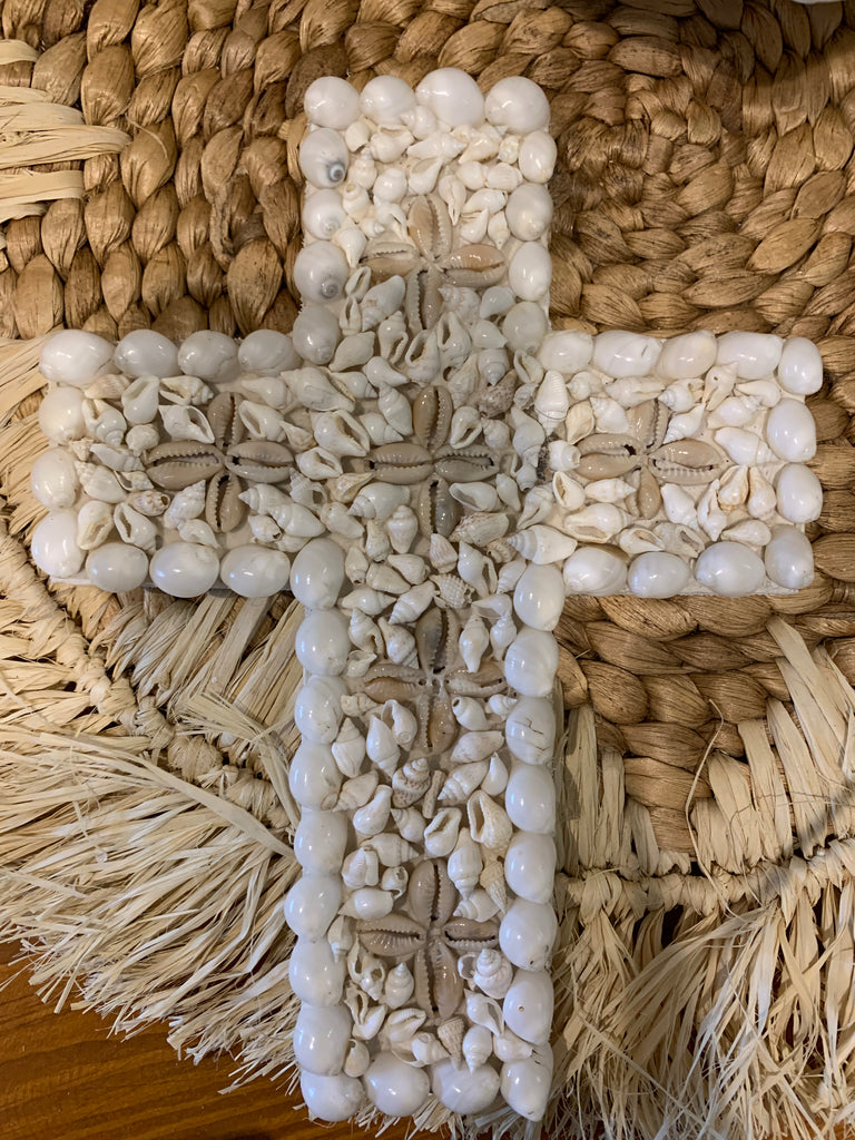 Shell cross M - Darker shell design – Bali Beach Beyond
