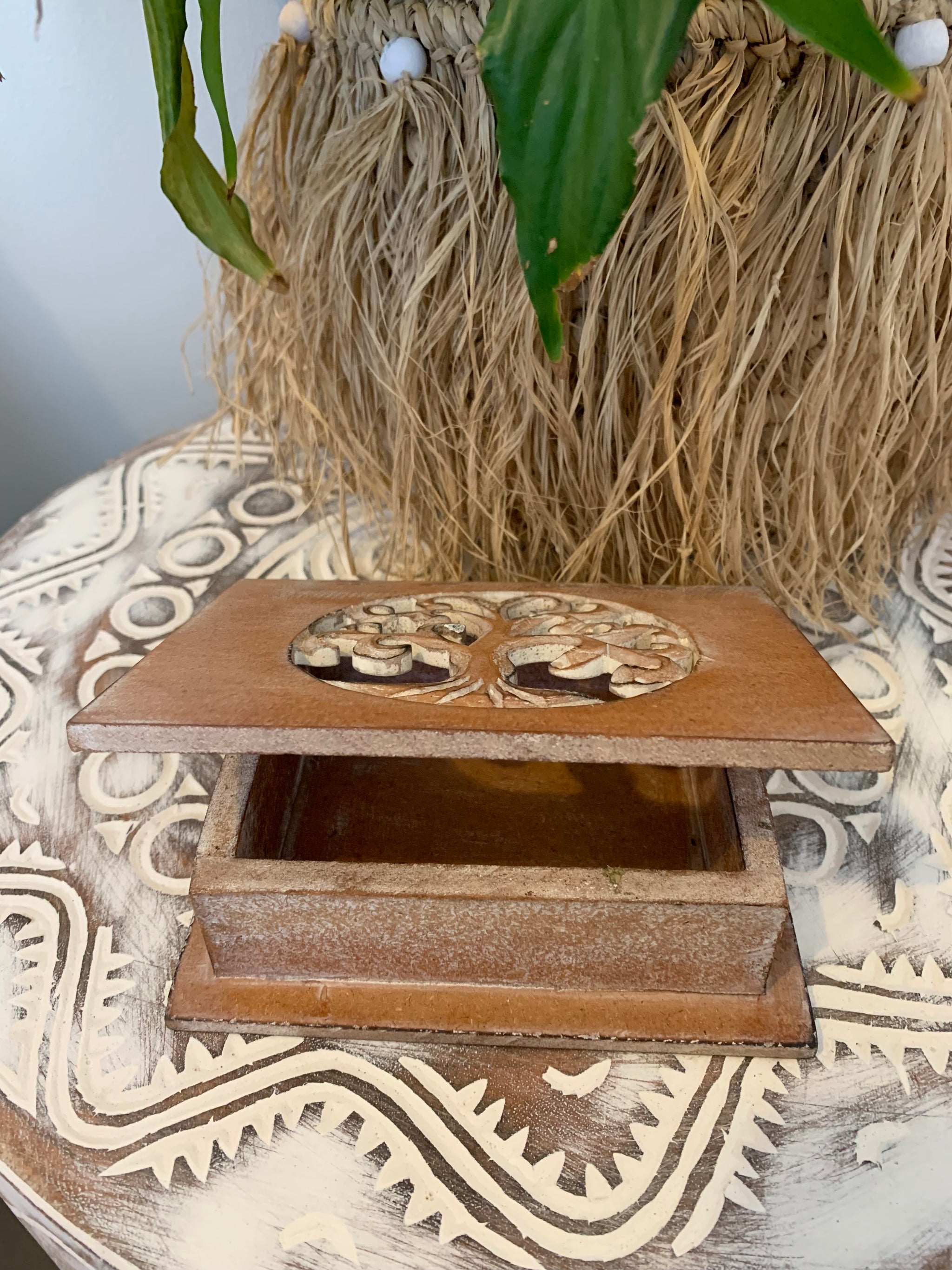 Set of 3 Carved tree of life brown boxes with hinged lid. Jewellery / storage