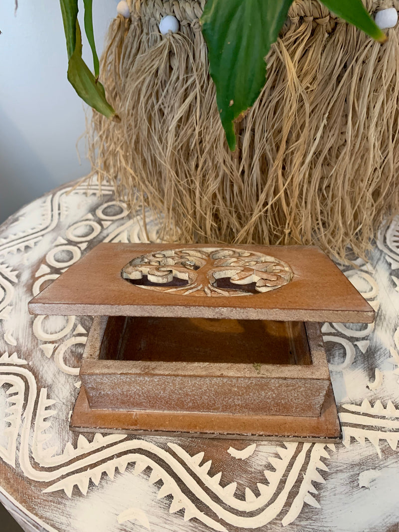 Set of 3 Carved tree of life brown boxes with hinged lid. Jewellery / storage