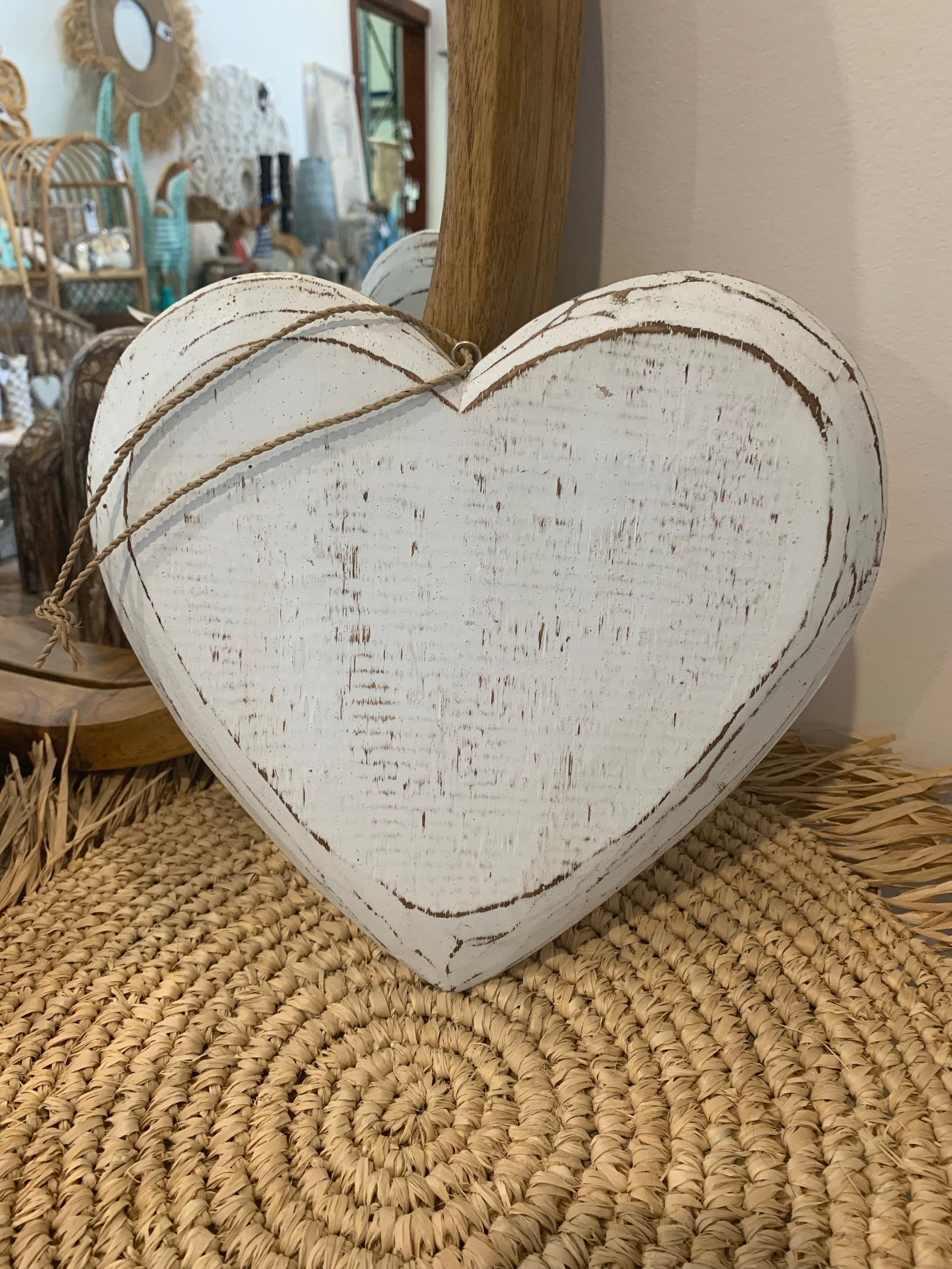 Timber heart 25cm.