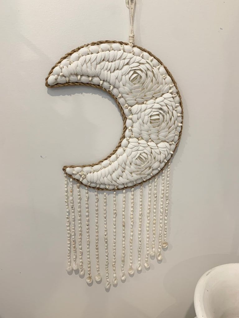 Moon Shell Casing Shell moon hanging with hanging shells below. Style 3 – Bali Beach Beyond