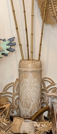 Rim Timber palm vase