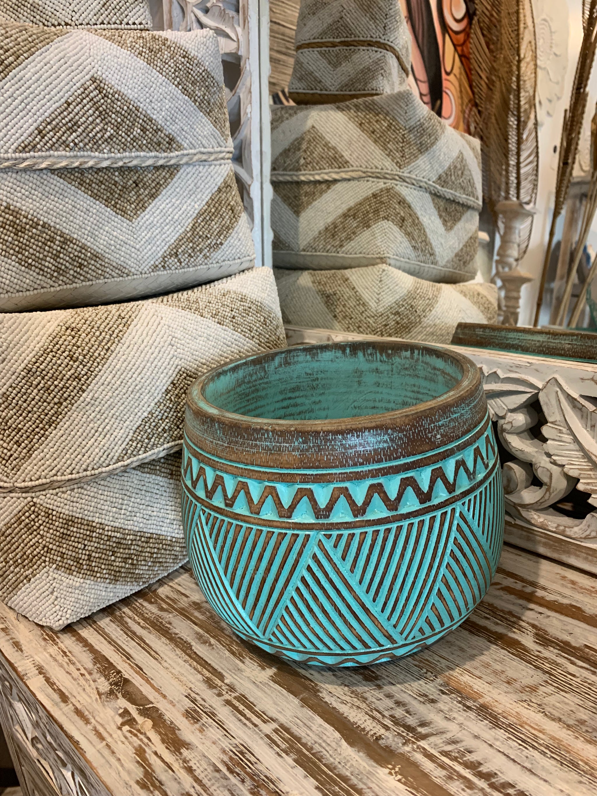 Green decorative pot. XL