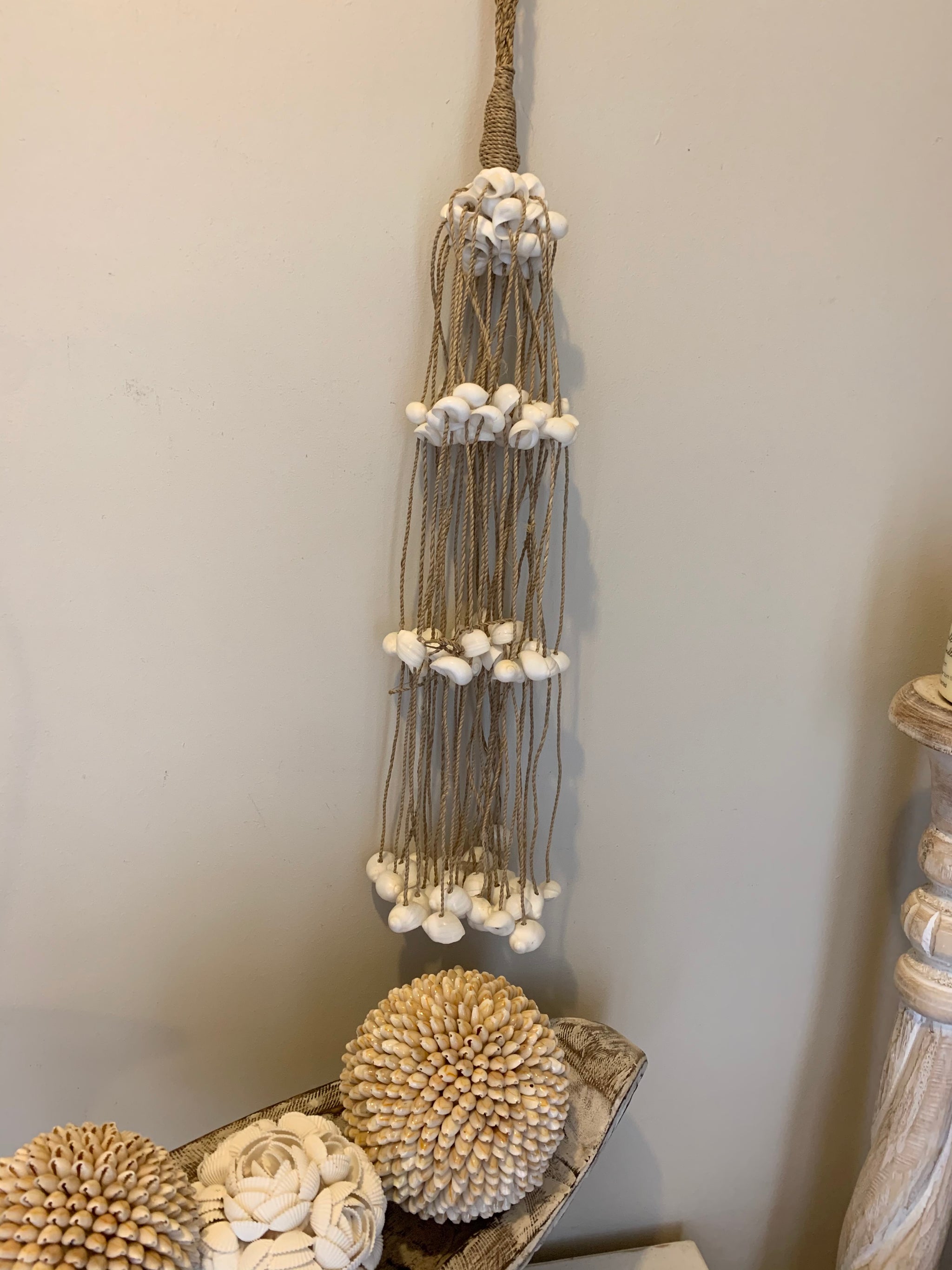 Shell cluster hanging 85cm