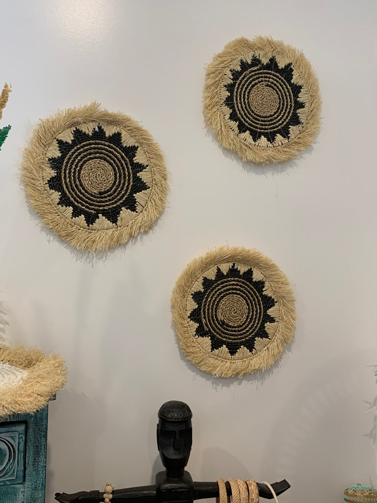 Raffia wall hangings. Set of 3. Black / natural – Bali Beach Beyond