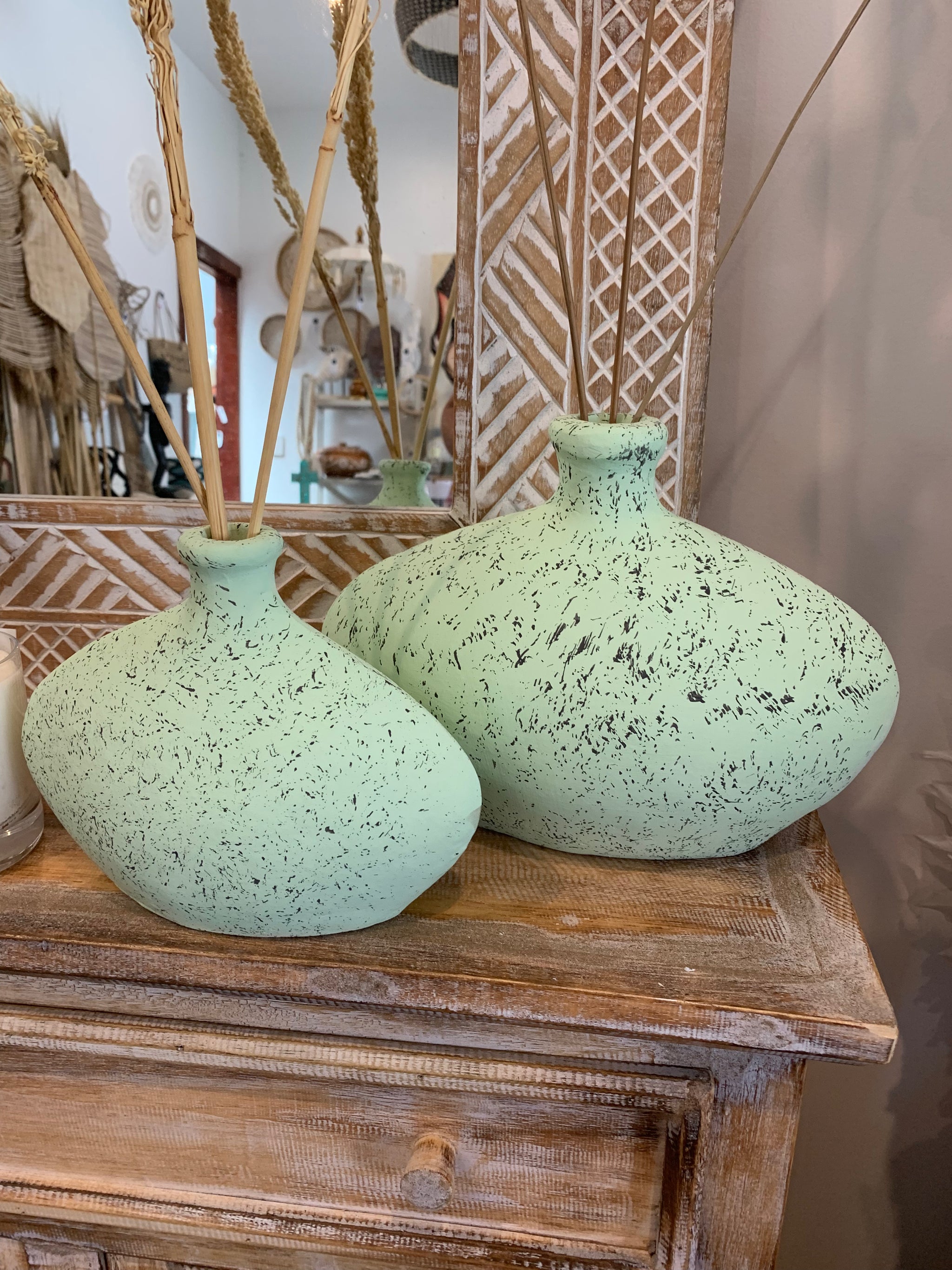 Set 2 green Terracotta vases